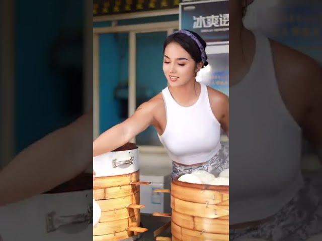 胡闹闹 要不要来个大面包 #Would you like a big loaf #my country life（18）