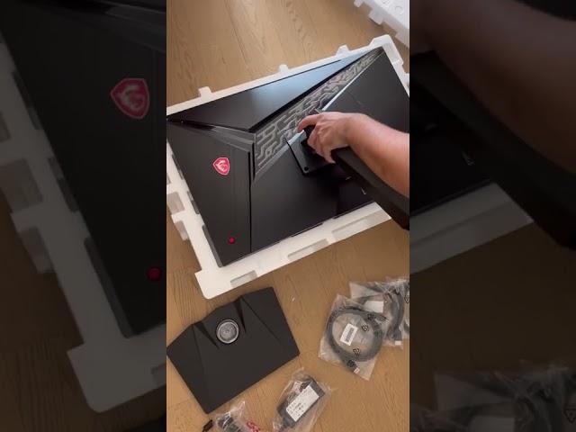  Unboxing @MSI Monitor #msimag274qrfqd Love this screen #msigaming #gamingmonitor #msi