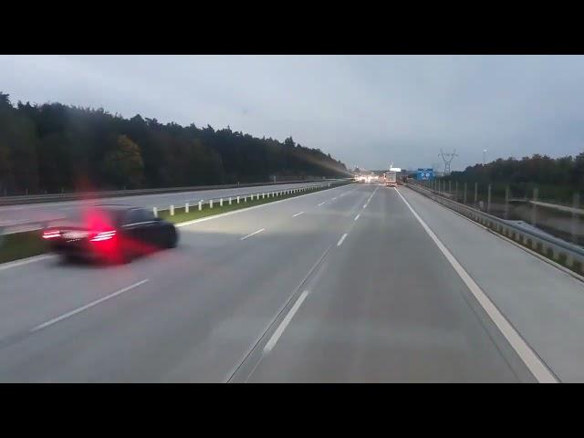 Near crash on motorway in Poland