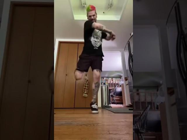 How to HXC dance! #hxc #hardcore #dance #mosh #punk #dad #metal #twostep #howto #tutorial