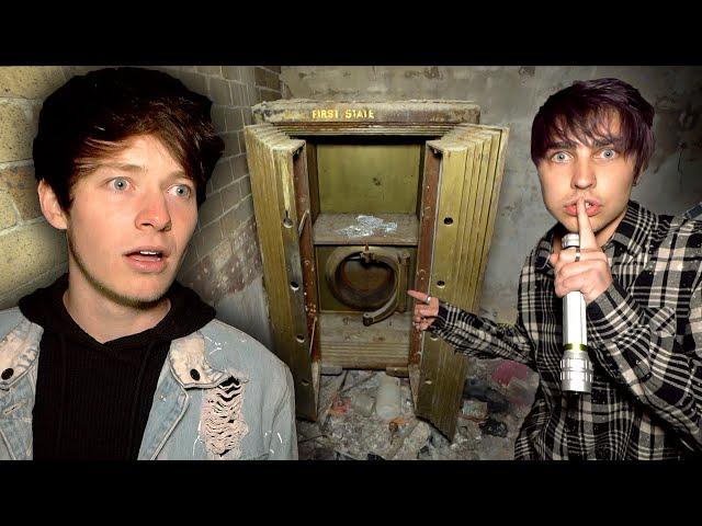 Treasure Hunting In Abandoned Ghost Town (FULL MOVIE)