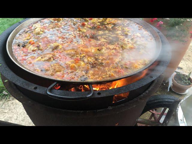 PAELLA à la VIANDE cuite au FEU de BOIS facile et rapide