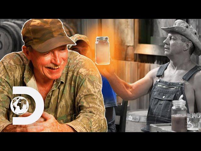 Mark Rogers Wins With A Delicious Peach Infused Moonshine | Moonshiners: Master Distillers