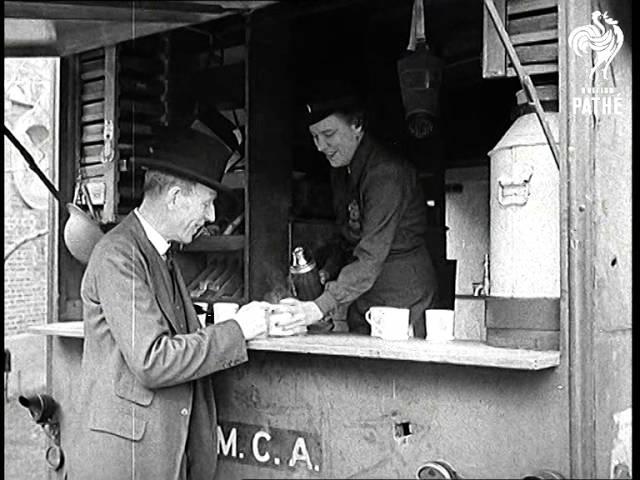 Lord Halifax Visits Famous Tea Car (1941)