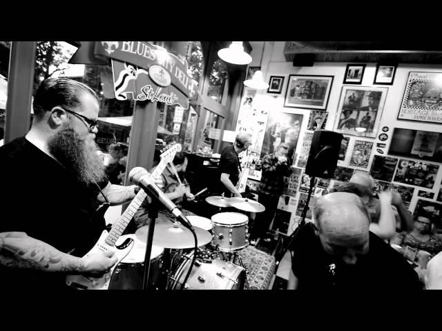 The 44's at the Blues City Deli - 99 to Life