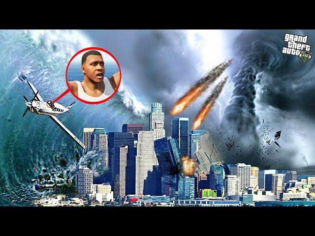 Gta 5 - The End Of Los Santos | Mega TSUNAMI Tornado and METEORS DESTROYS Los Santos