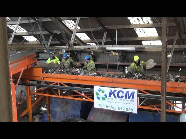 KCM Waste Management, Rotherham, new Doppstadt DF 307 rotaro RDF shredder