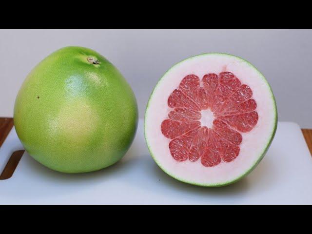 How to Eat a Pomelo | Pomelo Taste Test | Largest Citrus Fruit