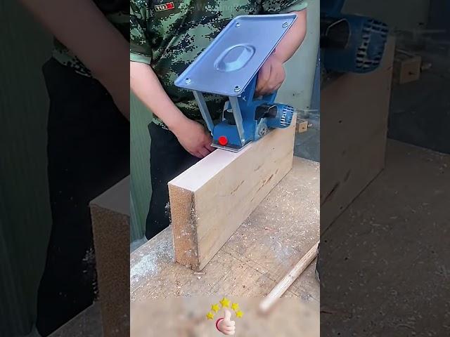 Practical dual - purpose hand - held and table - mounted electric planer tools for carpenters