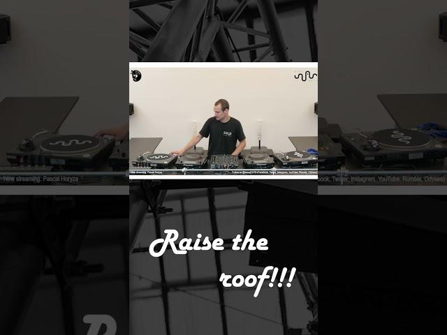 waveDOTS Berlin ft Pascal Horyza