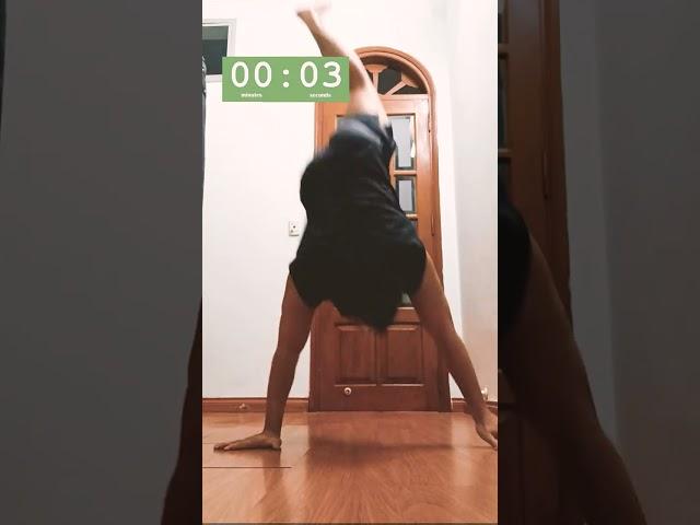 60 seconds Handstand hold - stacking many trials (32 days left)