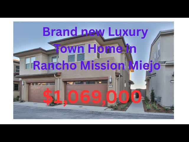 STUNNING BRAND NEW LUXURY TOWN HOME IN RANCHO MISSION VIEJO