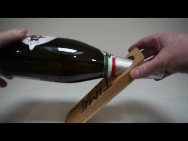 Wooden balancing wine bottle holder