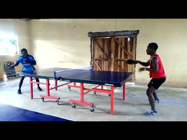 Charles Silungwe & Moses Playing fast forehand ZTTA