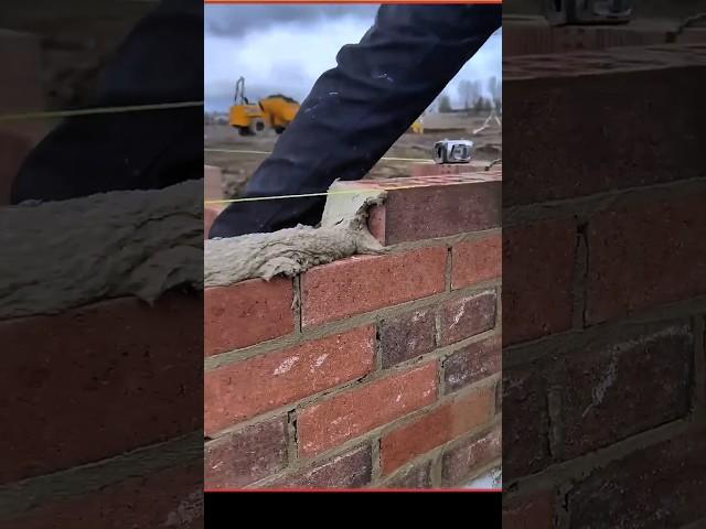 You will be amazed to see this mason's brick laying technique 