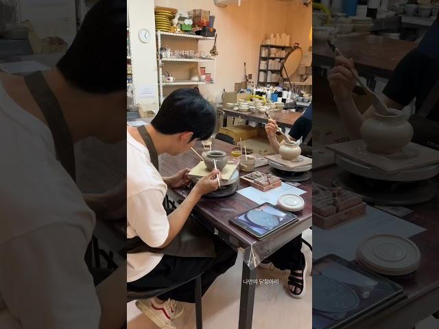 보름달처럼 둥글둥글 달항아리 만들기 #ceramic #pottery #도자기 #세라듀 #달항아리 #나만의도자기 #물레 #도자기공방 #강남놀거리 #역삼데이트 #도예 #취미
