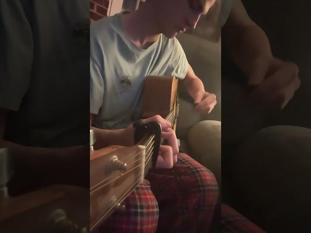A string is out of tune #guitarmusic #music #original #guitar #guitartabs