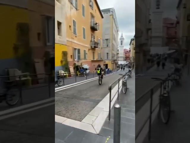 Insane Downhill Bike Manual Ride 