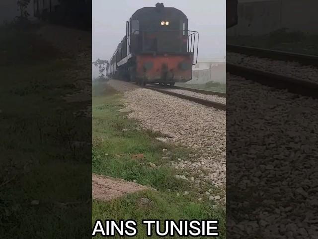 DI72#shorts #youtubeshorts #expresstrain #explore #railfans #tunisia #railway #passengertrain #2024