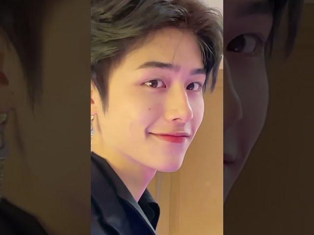 This Boy Went VIRAL For his Beautiful SMILE ON TIKTOK CHINA  #makeup #art #tiktokTQ #tiktok #douyin