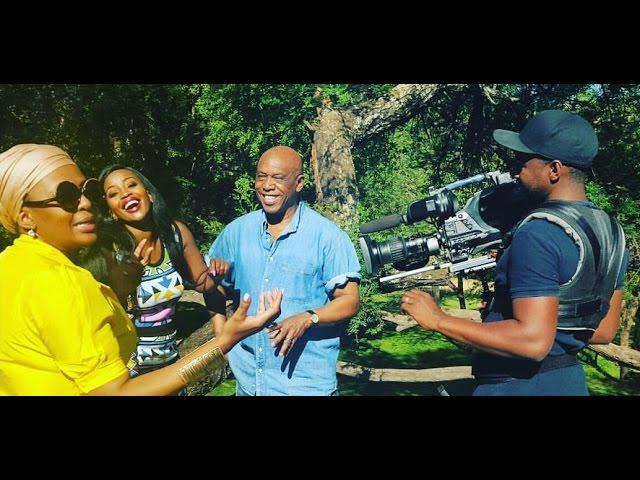 Tokyo Sexwale takes Top Billing on a tour of his riverside abode | FULL INSERT