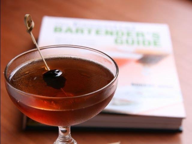 Manhattan - Stirred vs. Shaken - The Cocktail Spirit with Robert Hess - Small Screen