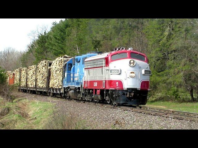 EMD FP7 STILL RUNS FREIGHT, COOL HORN AT RURAL CROSSINGS | Jason Asselin