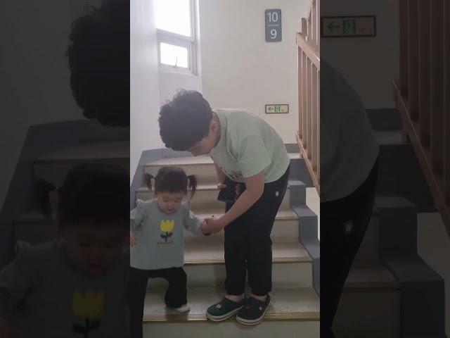 오빠랑 계단오르기