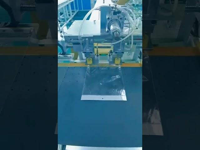 Automatic bag inserting sealing machine