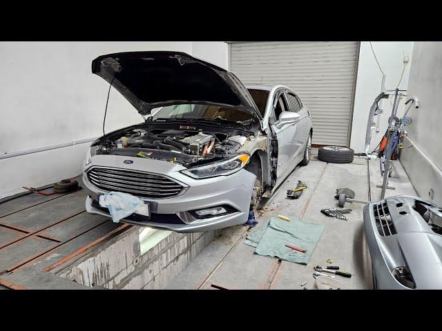 Ford Fusion Hybrid. Замена переднего крыла. Регулировка дверей, крышки багажника.