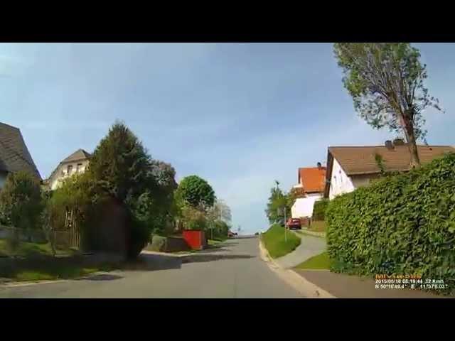 D: Neuensorg. Markt Marktleugast. Landkreis Kulmbach. Ortsdurchfahrt. Mai 2015