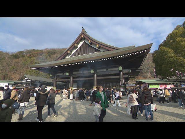 最上稲荷　初詣客でにぎわう　岡山