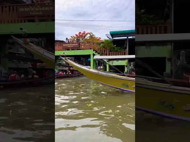 Sped up Boat ride to the floating market . #market #boat #bangkok