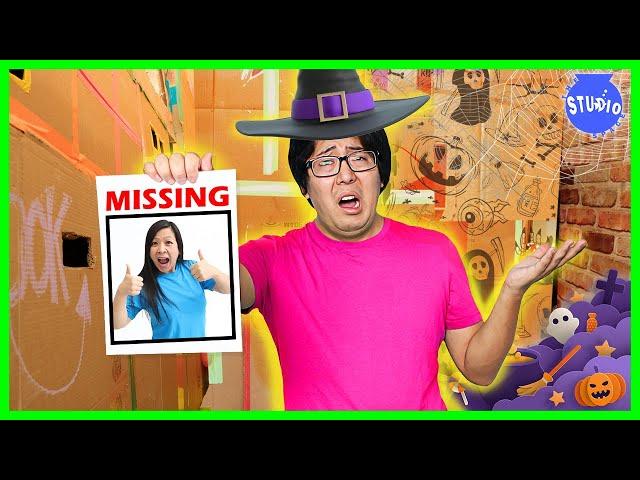 HELP! Loann's Gone MISSING in the Halloween Box Fort Obby!!