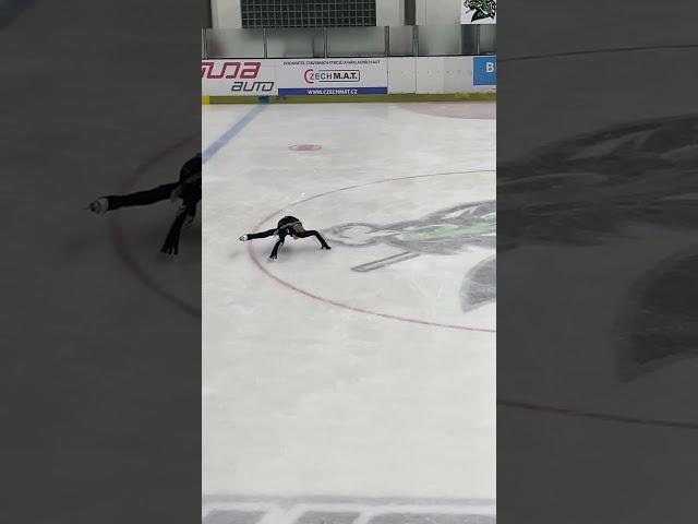 #pov #shorts #viralshorts #vtuber #skating #figureskating #trending #training #trend #song #lovesong