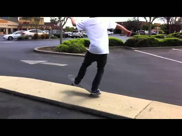 RICARDO HERNANDEZ SKATE FOOTY