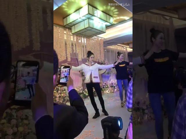 Real Shot! Rich Uyghur beauty girls dance at party in Xinjiang 2020