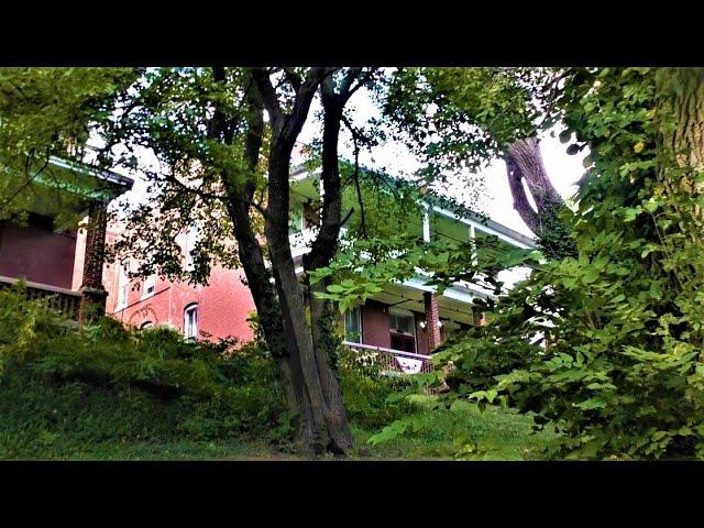 My overnight stay at the haunted Beattie Mansion in St. Joseph, Missouri | S5E2 | Soul Searching