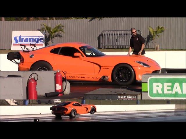 2000+ HP Twin Turbo Viper Does Wheelie and Goes Faster and Faster!