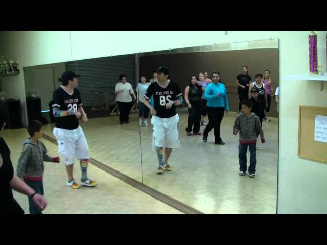 Carry Out - Justin Timberlake / Timbaland - Dance Fitness w/ Bradley - Crazy Sock TV