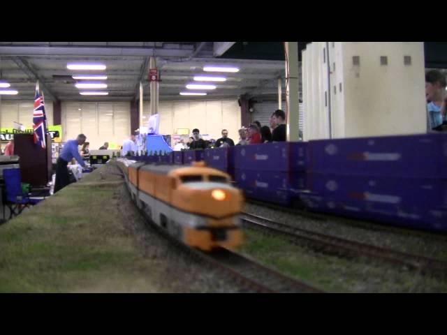 UNION PACIFIC PACER STACK TRAIN