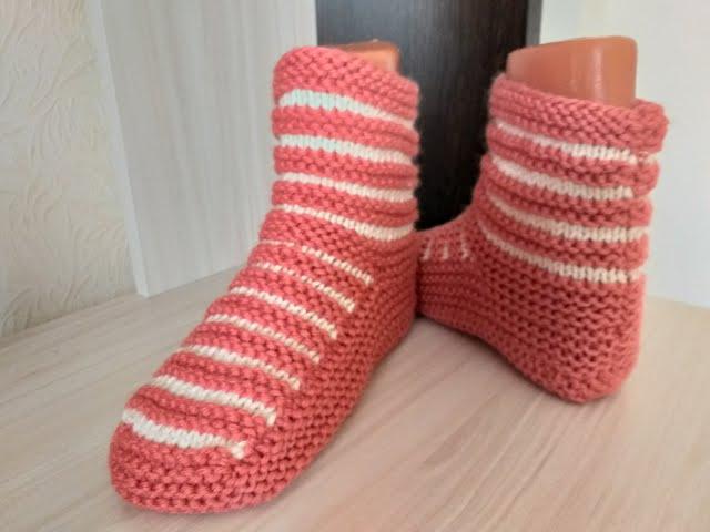 САПОЖКИ-ТАПОЧКИ-НОСОЧКИ. Вязание спицами.Homemade knitted slippers