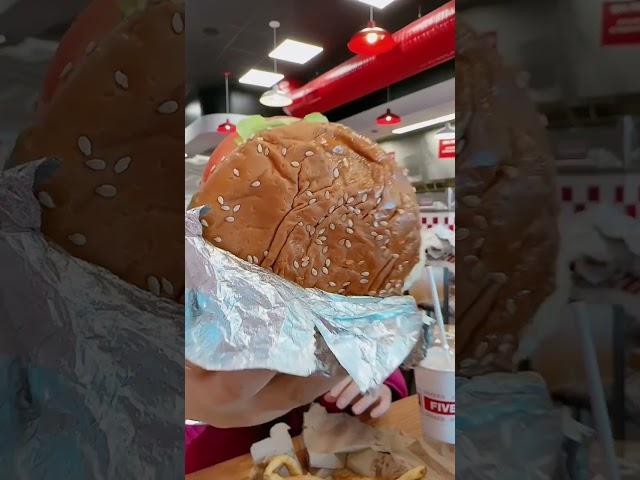 #fiveguys#burger#bestburger#vancouverfood#vancouvervlog#파이브가이즈#존맛탱#햄버거#캐나다#밴쿠버#감자튀김