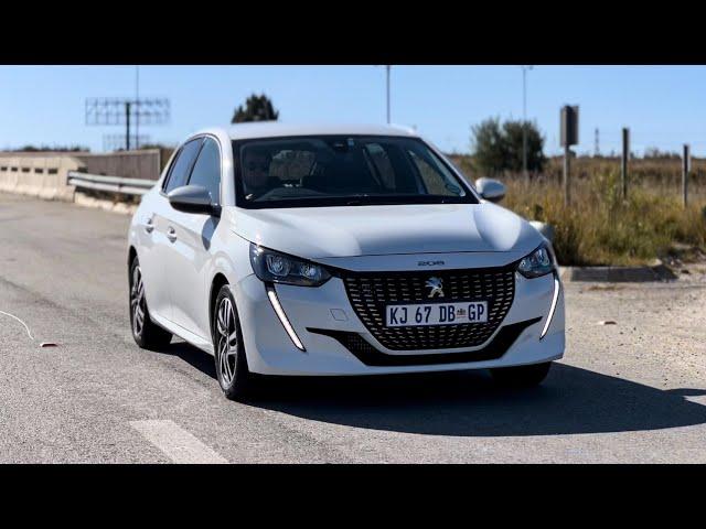 Peugeot 208 2022 - Better than a Polo?