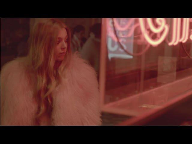 Becky Hill - Warm (Official Video)