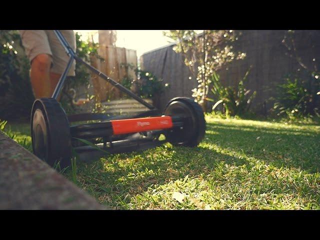 Push Mower Magic - Flymo H40 Review vs Ozito