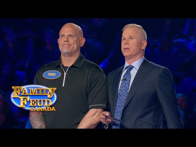 Get Your Clown Gear On | Family Feud Canada