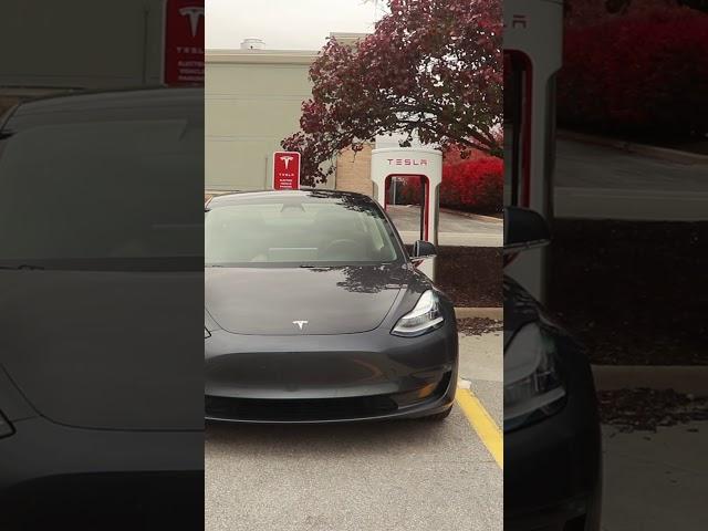 Tesla Supercharging Basics in 30 seconds #shorts