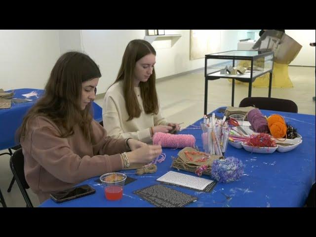 Cookies and Crafts - TROY TrojanVision News