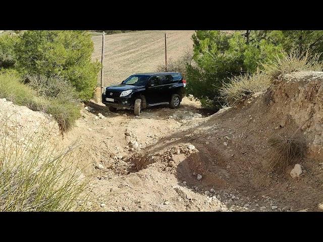 Toyota land Cruiser subida con crucé